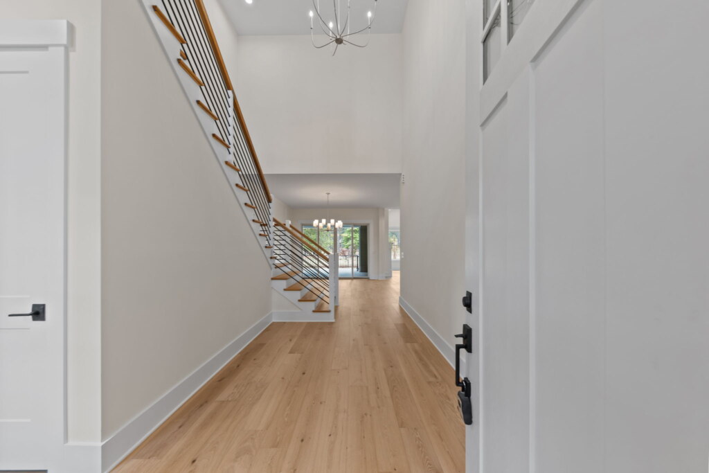 26 web or mls 707A3296