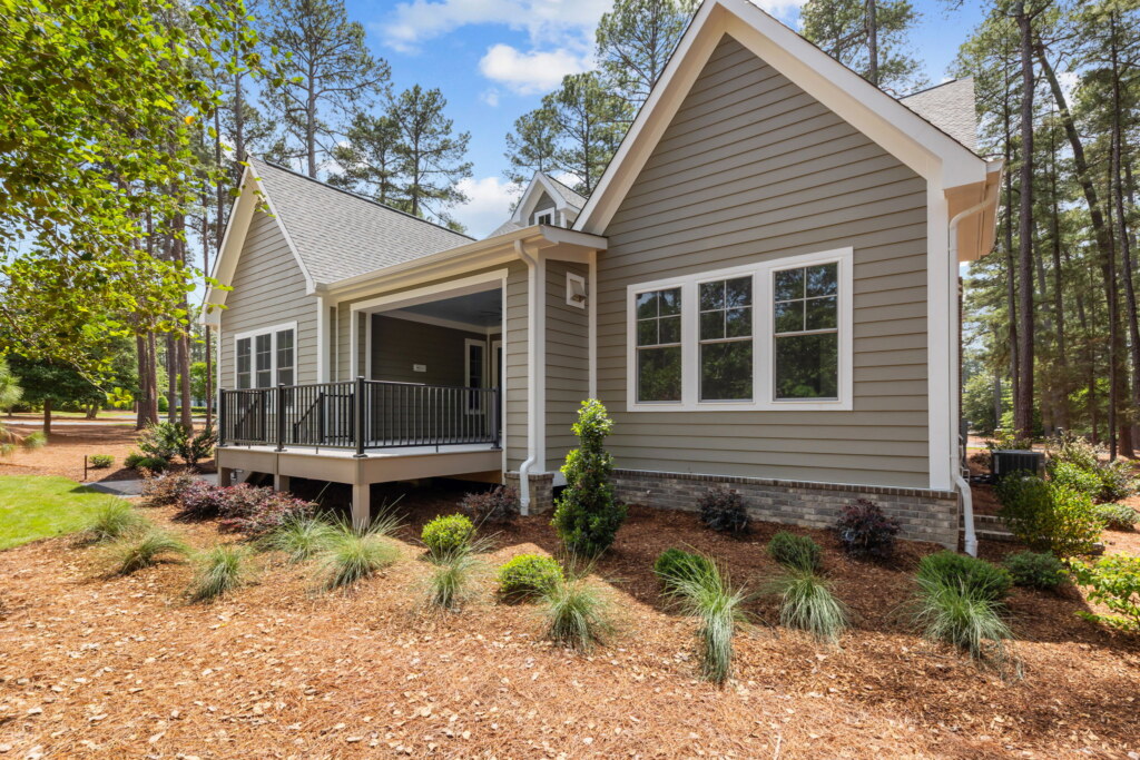 44 web or mls 707A3349